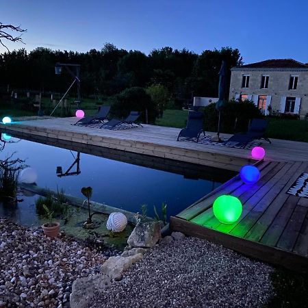 Chambre D'Hote Pres Bordeaux Au Chateau Camponac Bourg-sur-Gironde Экстерьер фото