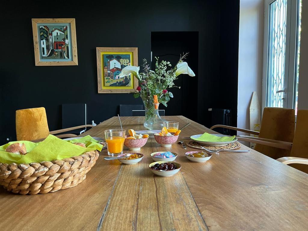 Chambre D'Hote Pres Bordeaux Au Chateau Camponac Bourg-sur-Gironde Экстерьер фото